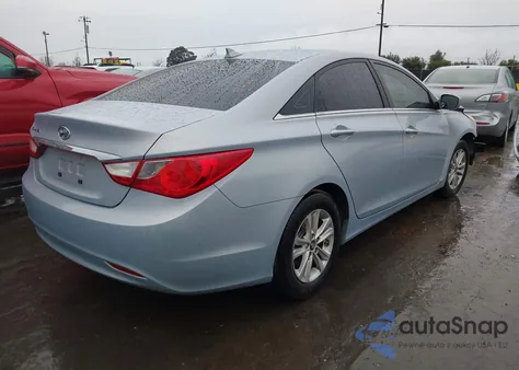 2013 Hyundai Sonata Gls z USA, uszkodzony, nr VIN 5NPEB4AC6DH777078